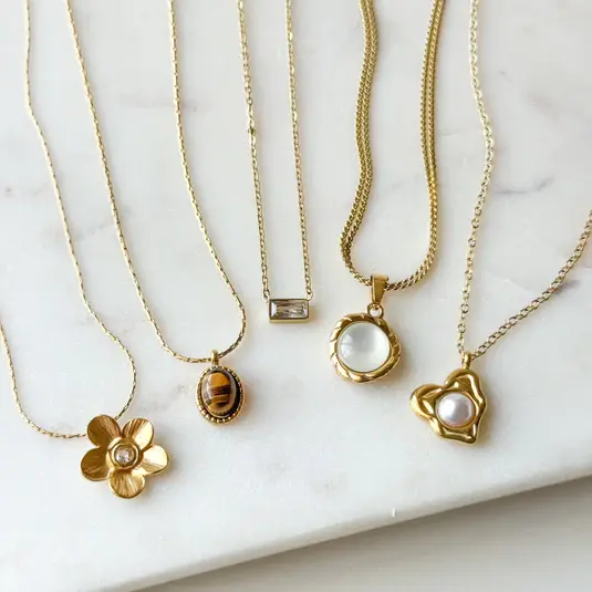 NECKLACE 2